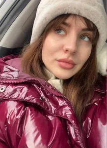 EvelinaWindsor Public Pic 7