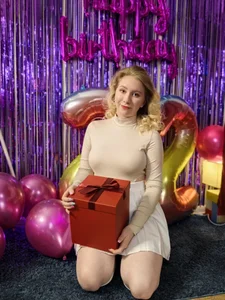 D0nna_ Birthday 22 years Pic