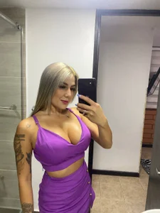 Susi_and_mat Purple girl Immagine 