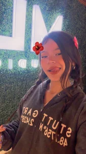 Ninffa_pinkk21 Public Pic 2