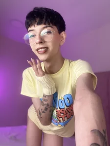 lyamthommpson 💛🐣💛 صورة واحدة|lyamthommpson 💛🐣💛 صورتان|lyamthommpson 💛🐣💛  2 صور|lyamthommpson 💛🐣💛  2 صورة