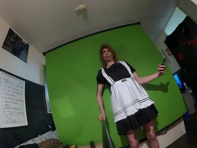 Doggyray44 Schoonmaakster Pic 7