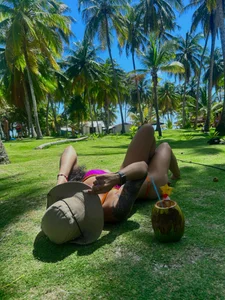 BriaConner_ kullanıcısının Vacation 🏖️🌊 albümü -  5 fotoğraf