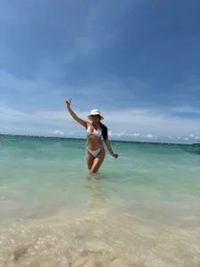 Monttserratt Beach days 🌞⛱  5টি ছবি