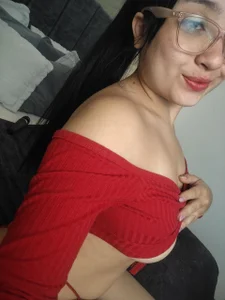 Lunaa_bellaa Your passionate red Pic 3