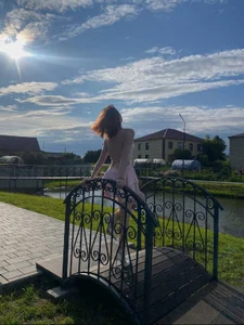 MelindaSetlaks The one that knocks you off your feet (stunning) Pic 4