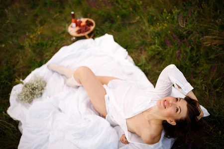 Rebecki: Will you go on a picnic with me? ( фото)