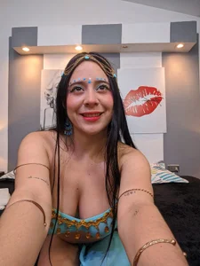 _tamara_priya_ Public Billede 3