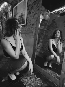 JasmineMilko's Noir Sex Photo 6