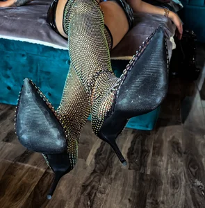 Zdjęcia FiercePanther Clean The Dirt on My Glittery Boots:  4