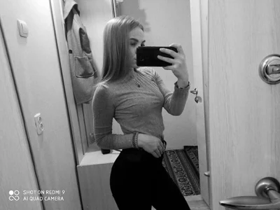AnnaCaselli Public Pic 7