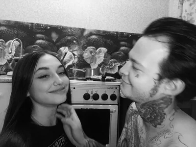 BelleAdam_ Public  2টি ছবি