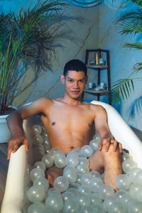 milo_cruz_ Ball Bath  8টি ছবি