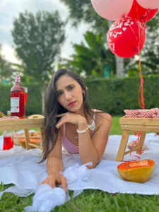 FernandaBrown__ Our Valentine’s Date 💘 Immagine  3