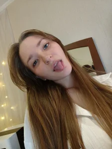 Kaleyshykittie just photos^^ Pic 4