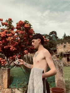 mrpicklesx23 Public Billede 4