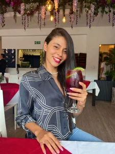 lana_roman Drink a glass of wine with me Foto