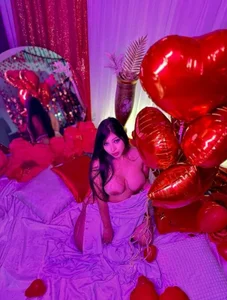 Miia_ThompsonnのValentine's Day 💗😍の 4枚の写真