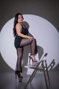 shanel_taylor 🎂 A beautiful memory of my birthdays 👑🎊 Εικόνα 4