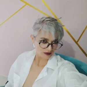scarlett_paris22 I AM Pic 2