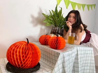 Zoe_Benson Oktoberfest 💚 see you on September 20th until octubre 5th 💚 圖片 7