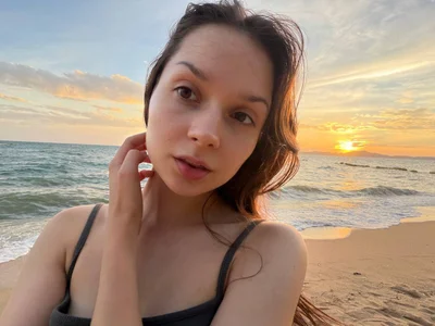 Rose_Nora Public - {count, plural, one {תמונה אחת} two {שתי תמונות} many {# תמ ונות} other {# תמונות}}