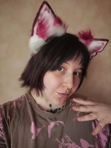 Belinda_Starlight lots of cute cat ears Pic 3