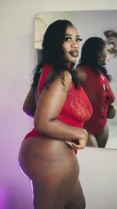 ViolettGomez_93 Public Pic 5