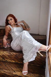 Belov_muriel Elegance and prestige Hình 2