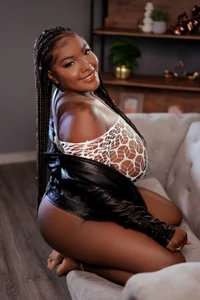 Zdjęcia CheneellLorens BBW 🍑:  2