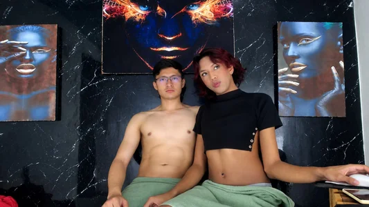 Public de CamAndOfficial  3 Imagens