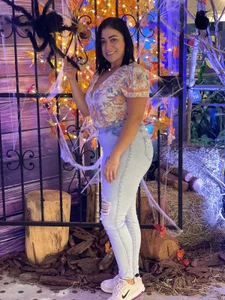 EmilyPeytonnのPublicの 3枚の写真