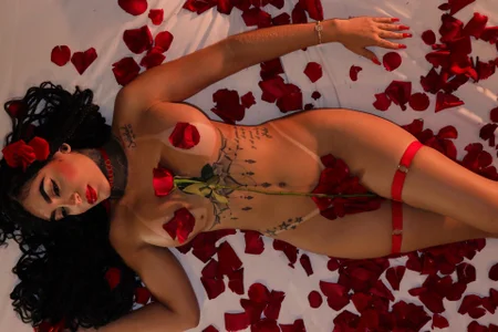 danna_berlin_ I am a spicy and wild woman Pic 4