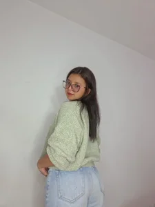 Zoow_bluussh Look me in the eyes and tell me what you think.  4টি ছবি