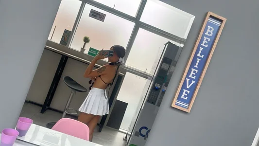 andy_may18 🤍 Εικόνα 5