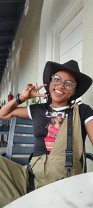 Just a Lil toy de FreakySag_8888  9 Imagens