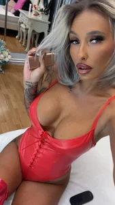 IssaSmithのTemptation 💯の 2枚の写真