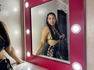 ready for you baby 🥵 de SammyEvanns_  7 photos