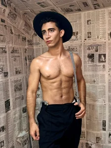caius_bigcock1 Do you like my body? зображення 3