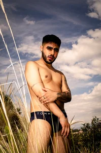 ItsMeEros nature+Eros Gambar