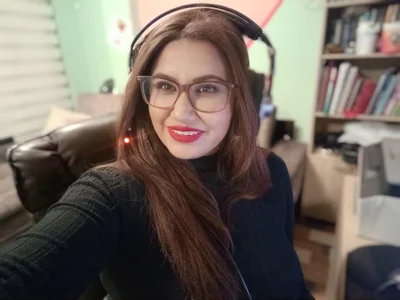 Vesper_Vixen Public Pic 2