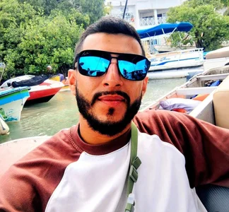 VyxenSecret Luis . fénykép