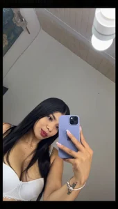 annie_bell__25のPublicの枚の写真