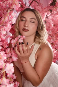 TomLondon_ “I don’t promise calm… I promise fire.” টি ছবি