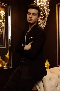 Maximo__ Let's go on a luxurious date  2. fénykép