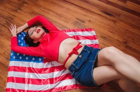 stephaniesun_ More of 4th july 🇱🇷🎆 Foto 3