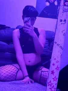 krawaldithefemboy Public slika 4