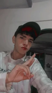 Santy_carrington Public Pic