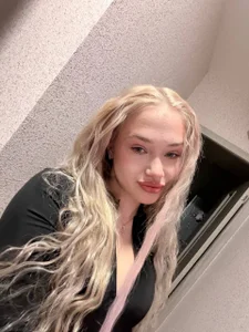 Lina_Banks Curly girly 圖片 6