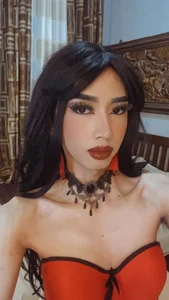 LADY IN RED de GoddessTiffanySex  2 Imagens
